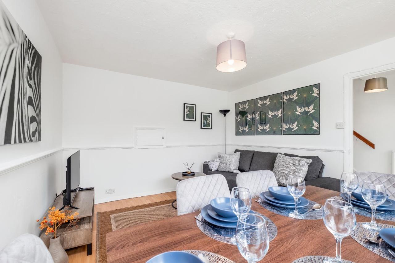 4 Bedroom House With Parking & Garden By Cherry Short Let's & Services Apartemen Cambridge (Cambridgeshire)